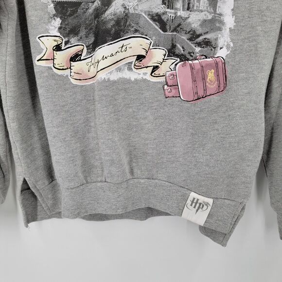 Harry Potter Sweatshirt Juniors Medium Hogwarts Castle Graphic - Picture 7 of 11